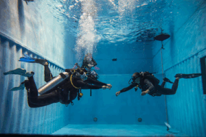 DiveCampus